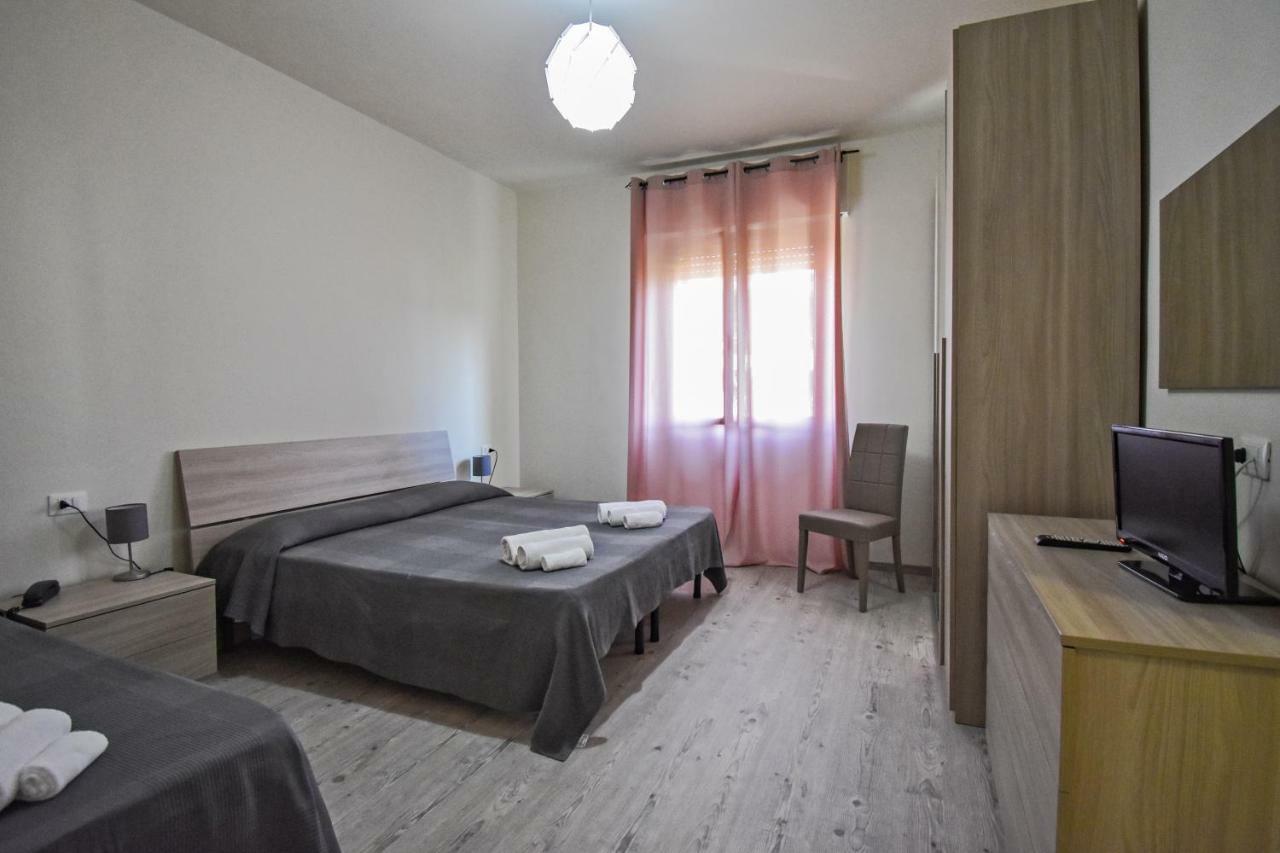Hotel La Pineta การ์รารา ภายนอก รูปภาพ